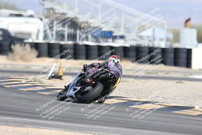 media/Nov-16-2025-Race Pace (Sun) [[8c5fa54630]]/Non Verified Riders (1st 20 Minutes)/4-Turn 16 (1116am)/